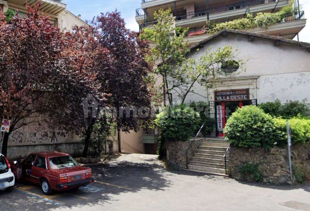 Magazzino - Deposito in Affitto - immagine 5 di 16