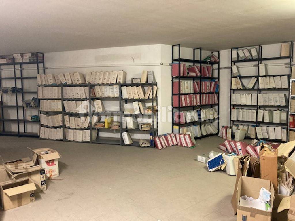 Magazzino - Deposito in Affitto - immagine 10 di 16