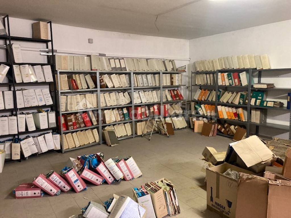 Magazzino - Deposito in Affitto - immagine 14 di 16